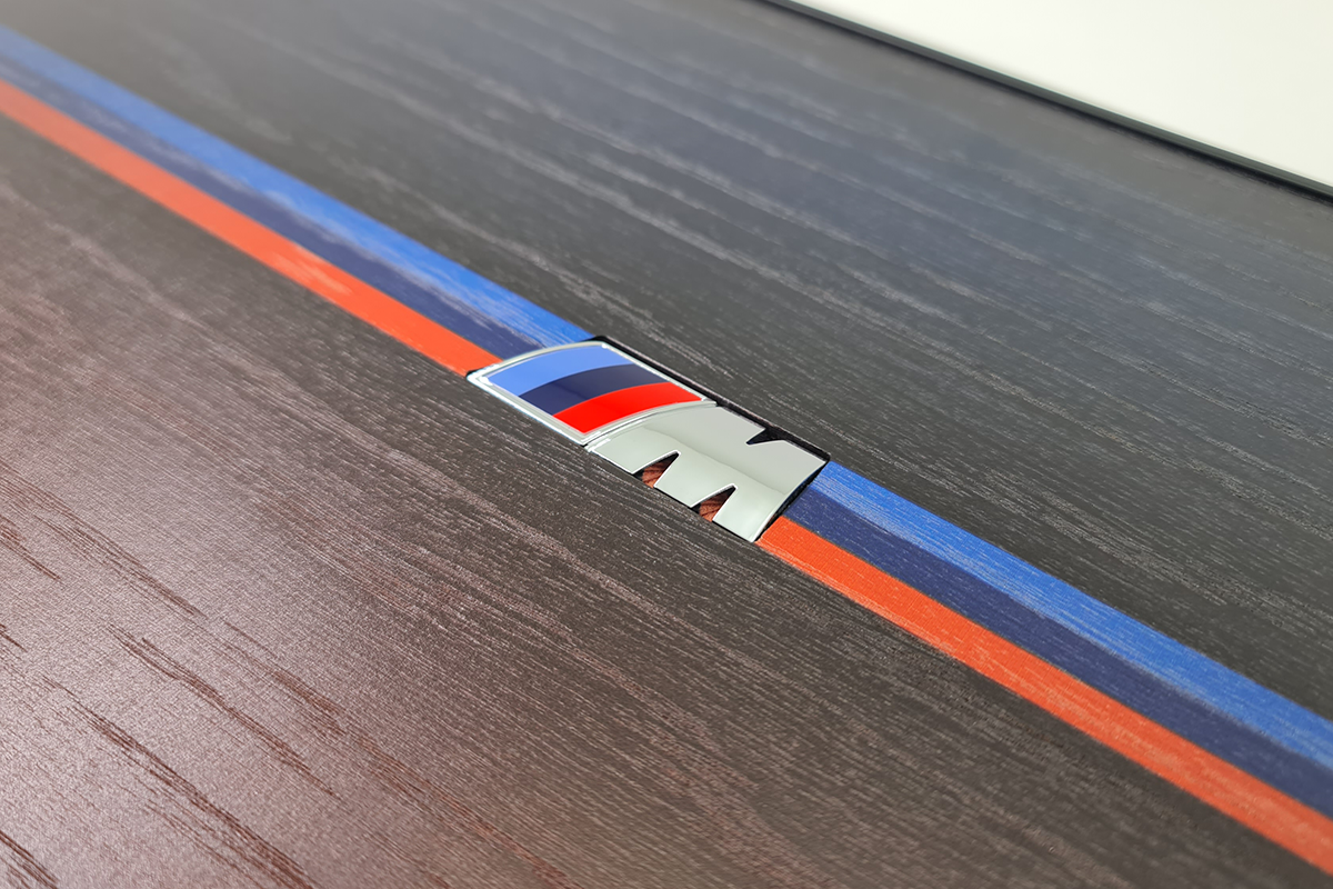 Эксклюзив: «BMW Heritage» – нарды из дубового шпона