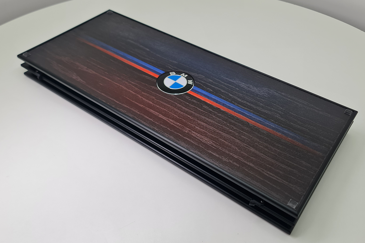 Эксклюзив: «BMW Heritage» – нарды из дубового шпона